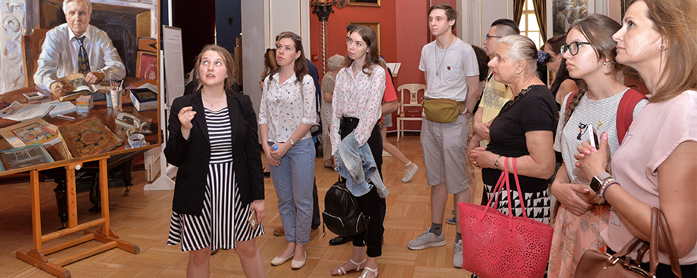 ЭКСПОЗИЦИЯ «ХУДОЖНИК И МИР» К 89-ЛЕТИЮ СО ДНЯ РОЖДЕНИЯ ИЛЬИ СЕРГЕЕВИЧА ГЛАЗУНОВА